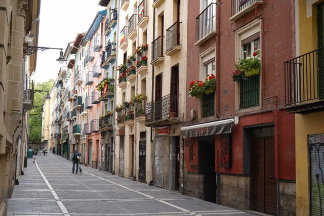 Spain Travel Guide Attractions, Culture, Food & Travel Tips