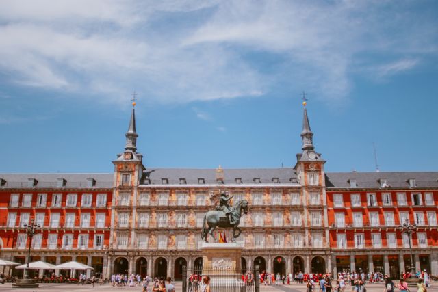 Spain Travel Guide Attractions, Culture, Food & Travel Tips